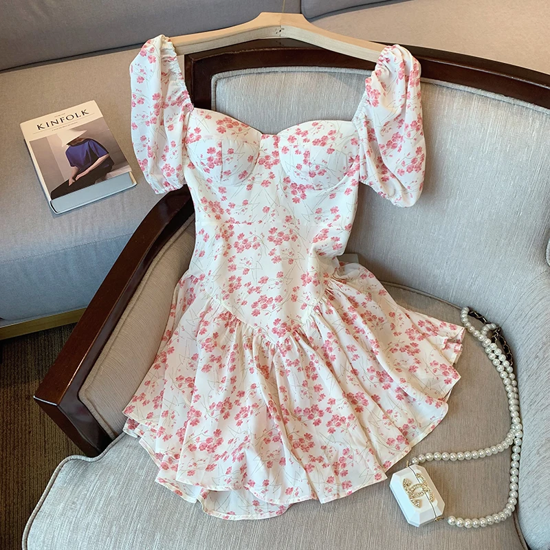 

2023 New Short Sleeve Floral Dress Mini Sexy Women Puff Sleeve Dress Vintage Slim French Square Collar Summer Femme Clothes