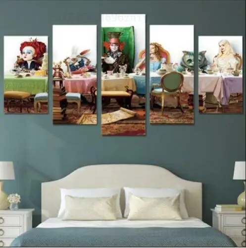 

Картина на холсте «Алиса в стране чудес», 5 панелей