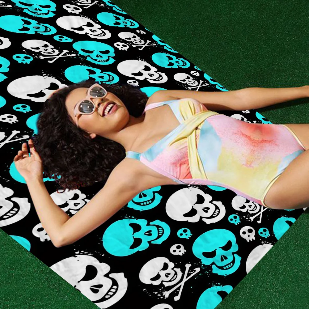 Быстросохнущее полотенце из микрофибры с рисунком аниме Череп смерти пляжное