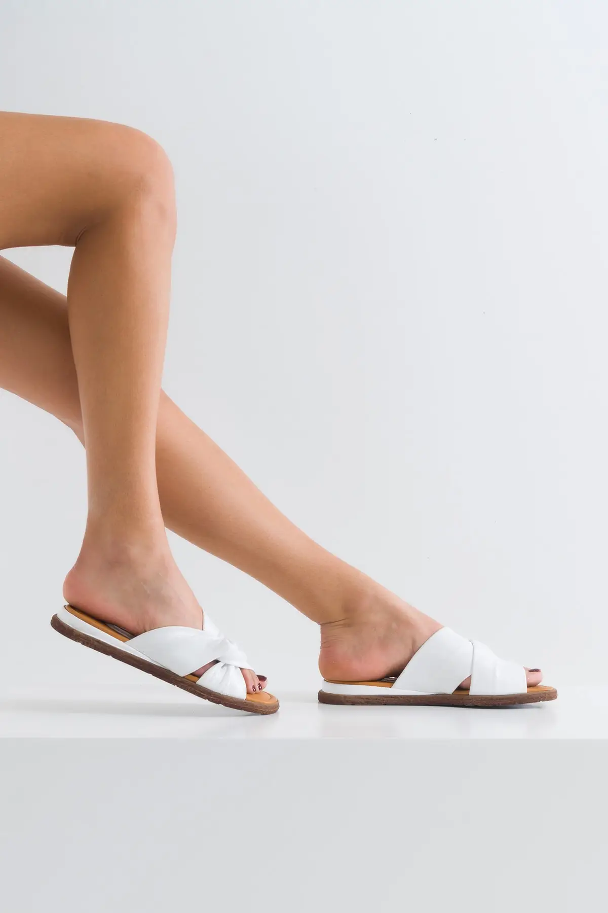 

Women's Genuine Leather Sandals Fashion New Summer Comfort Breathable Casual Quality Ladies Style Light Slipper Sandals