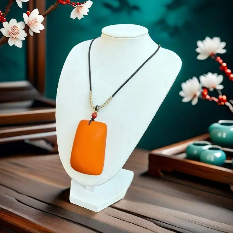 Кулон-ожерелье из янтаря Xiaofang для мужчин и женщин, цепочка для свитера в форме капли воды, бренд No Worries, необработанный янтарь цвета куриного масла. (art.: 3920dd160b285) - 3920dd160b285