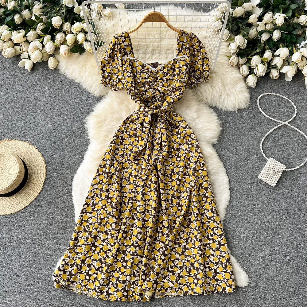 

Floral Dress Female 2022 Summer New French Retro First Love Lace Lace Square Neck Bow Tie Short-sleeved Fairy Mid-length Skirt
