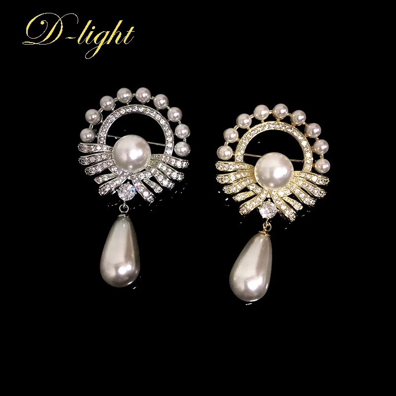 

Vintage Baroque Pearl Pendant Brooch Copper Inlaid Zircon Women Suit Cheongsam Lapel Pin Accessories Banquet Party Jewelry Gift