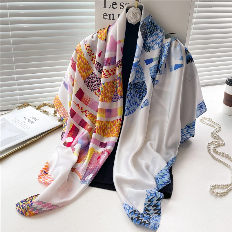 2022 дизайнерский Шелковый квадратный шарф Женская Косынка женский платок