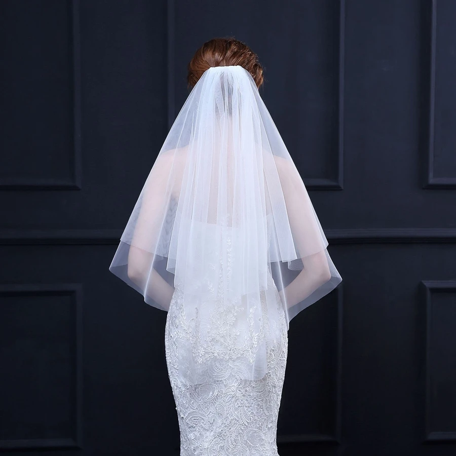 

New Arrival Ivory Short Wedding veil Wedding accessoirres Bridal Veils with Lace bride veils velos de novia mariage wedding cape