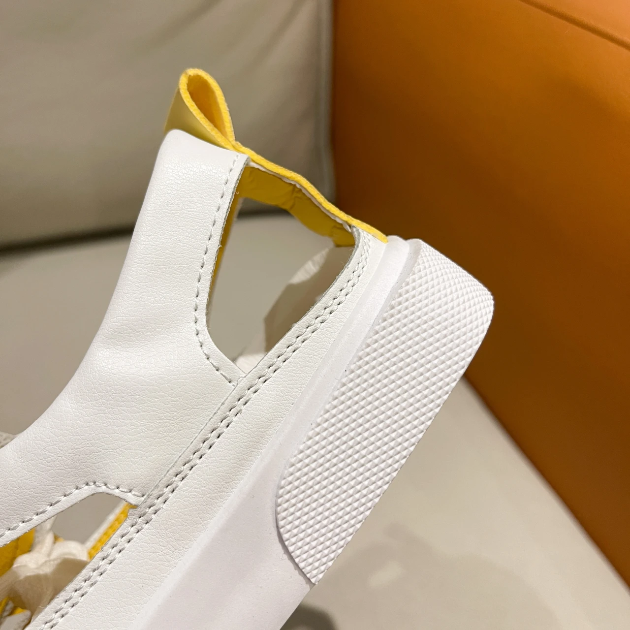 Women Shoes Breathable Vulcanized Shoes White Light Women Casual Shoes Sneakers Women 2023 New summer Women Flat Comfort shoes