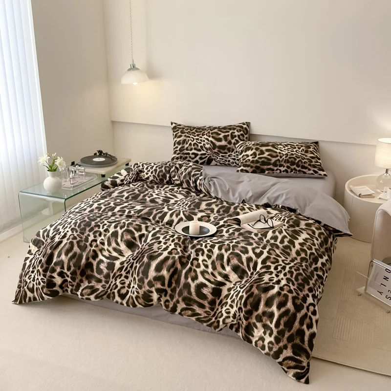 

Bedding Set High Quality Leopard Printing Quilt Cover Set Single Double Queen Size Duvet Cover Set Pure Cotton Bedding Cover Set