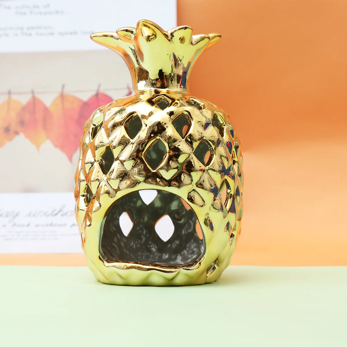 

Ceramic Holder Hollow Glitter Pineapple Shape Candlestick Tray Tealight Holder For Home Wedding Party Desktop Courtyard