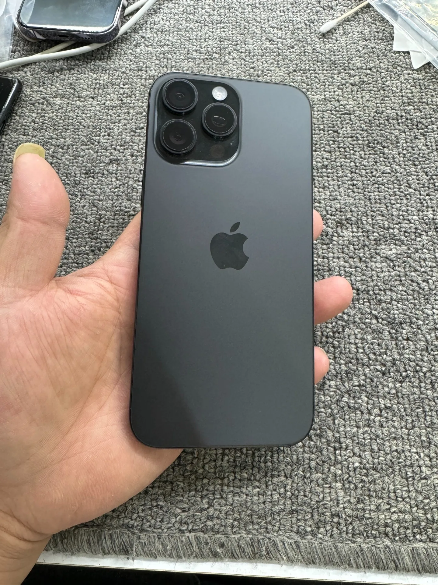 Фото Apple iPhone 16 Pro Max 6,9 дюйма, 5G, смартфон с двумя SIM-картами LTPO Super Retina XDR OLED Face ID NFC A18Pro, 256/512 ГБ/1 Т, разблокирован №2