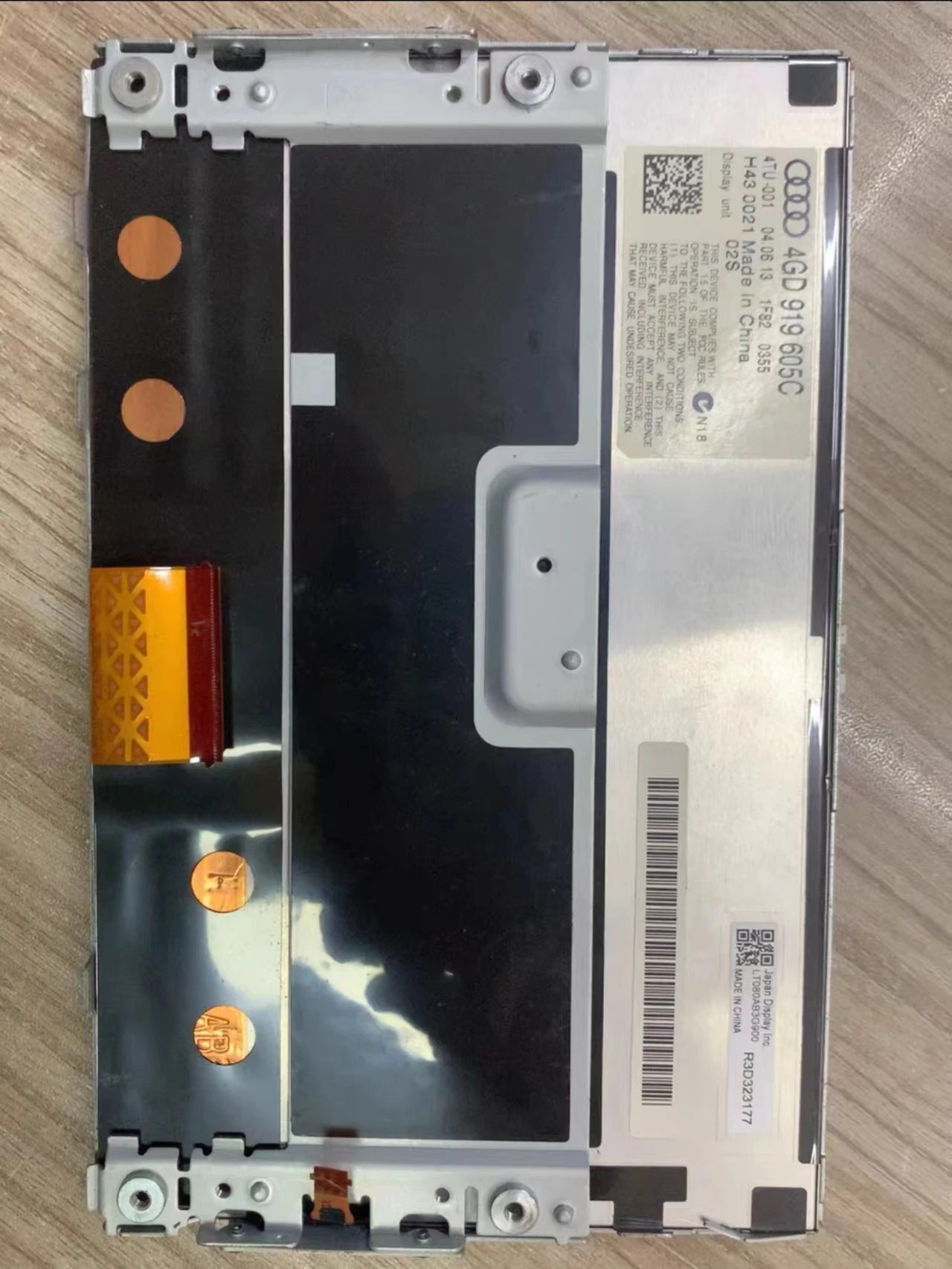 

Оригинальный 8-дюймовый ЖК-дисплей LT080AB3G900 для замены ЖК-экрана автомобиля Audi бесплатно