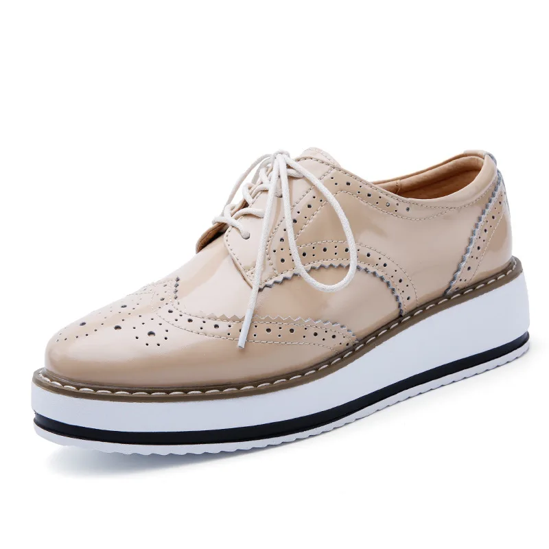 

2022 New Spring Autumn Women Derby Platform Gold Flats Brogue Leather Lace up Classic Bullock Footwear Female Oxford Shoes Lady