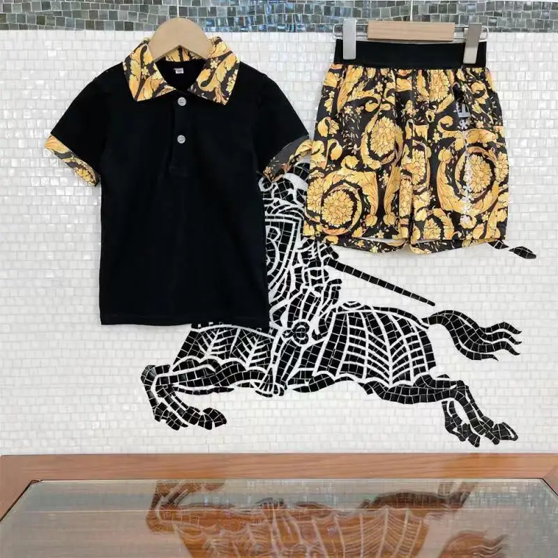 

Luxury Brand Children's Clothing Boys Designer Kids Clothes Baby Boys Sets Summer 2022 Short Sleeve T-Shirt Shorts 2 Piece Set