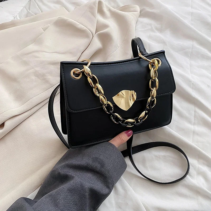 

Women's leisure underarm bag fashion chain bag spring new style messenger bag mobile phone bag flip design women's bag