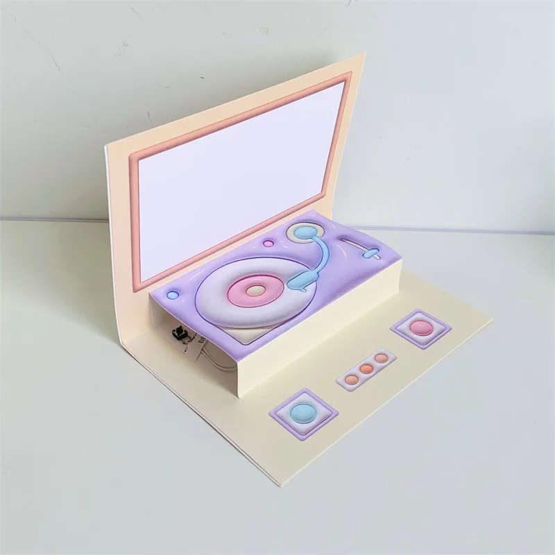 

Записываемая поздравительная открытка