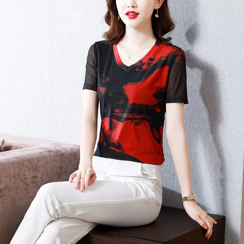 

European stylish retro printing t-shirt female 2022 summer short-sleeved mesh topso neck half sleeve T-shirt small shirt tide