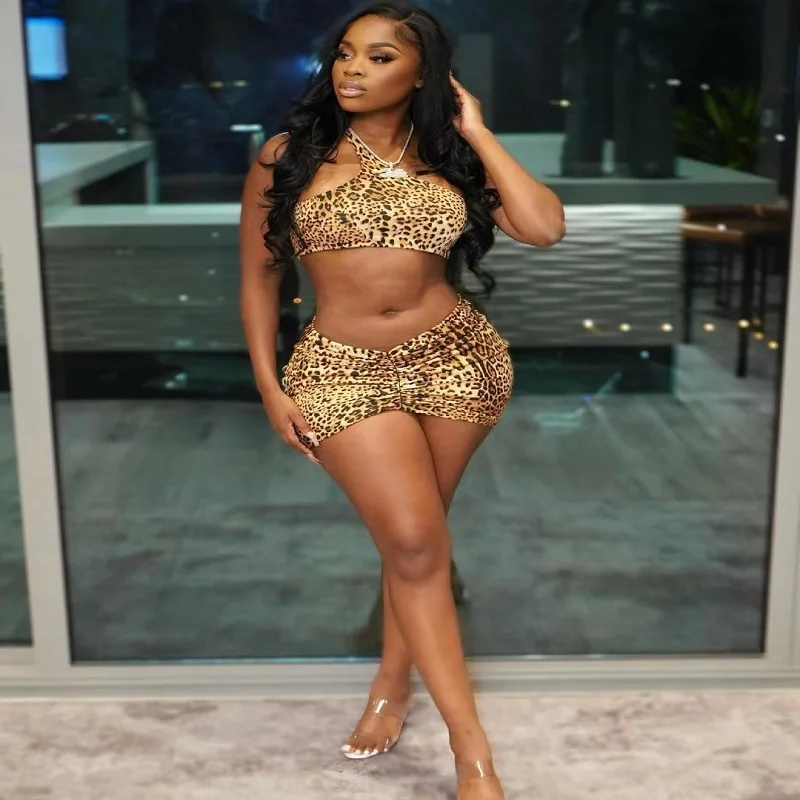 Боди с леопардовым принтом на одно плечо открытой спиной