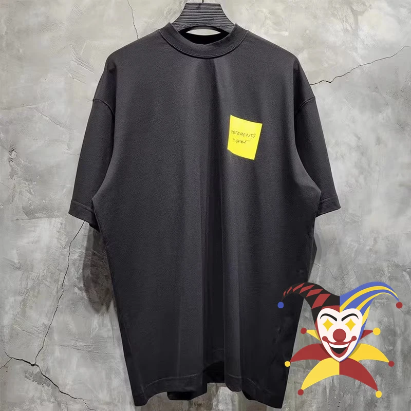 

Vetements Sticky Note Designer Yellow Signature Postit T-shirt Men Women Oversize Vintage VTM T Shirt Tees