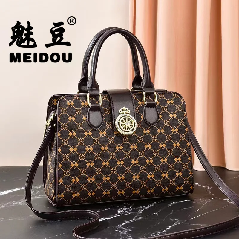 

2023 Luxury Women's Shoulder Bags Designer Crossbody Shoulder Purses Handbag Women Clutch Travel tote Bag handbags