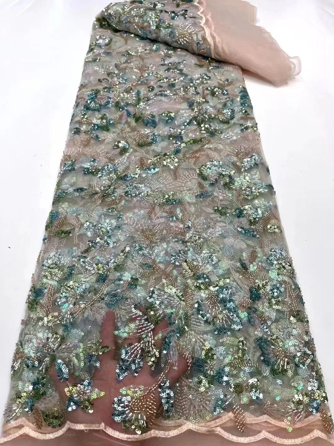 

Newest Africa Morden Embroidered Tulle Net Fabric With Beads Luxury French Sequins flower Mesh Lace Evening Wedding Party Dress