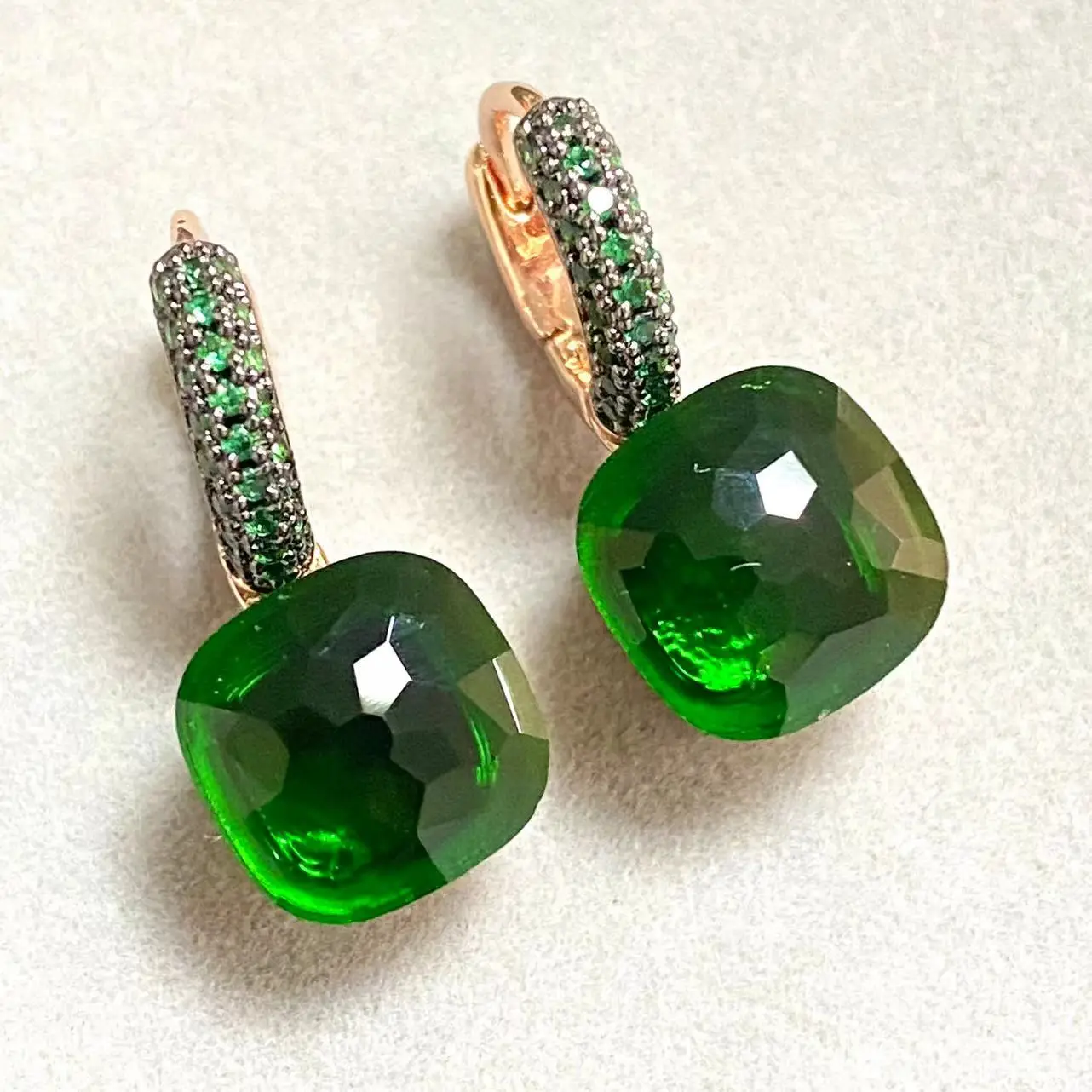 

10.6mm Pomellato Nudo Earrings Inlay Green Zircon with Gun Black Plated For Women Drop Earrings Candy Square Crystal Earrings