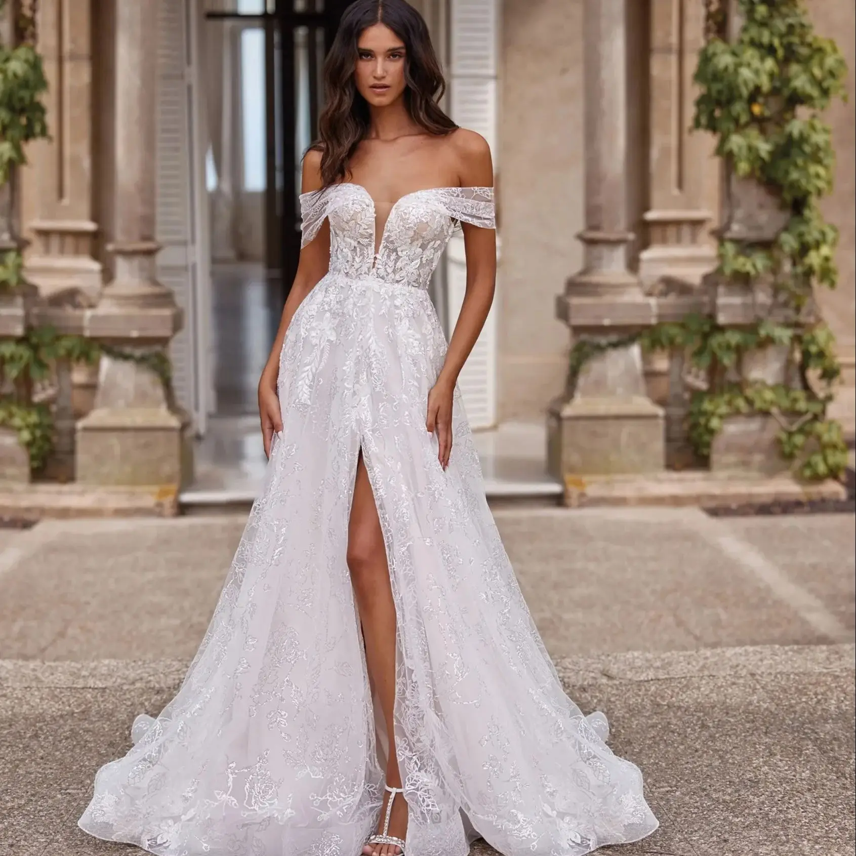 

Luxury A Line Wedding Dresses Off Shoulder Glitter Sequins Lace Bridal Gowns Sexy Front Split Sweep Train Vestidos De Mariee