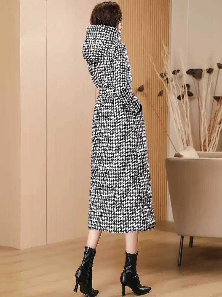 New Women Long Down Coat Winter Fashion Casual Hooded Black White Plaid Warm White Duck Down Jacket Belt Slim Outerwear Female