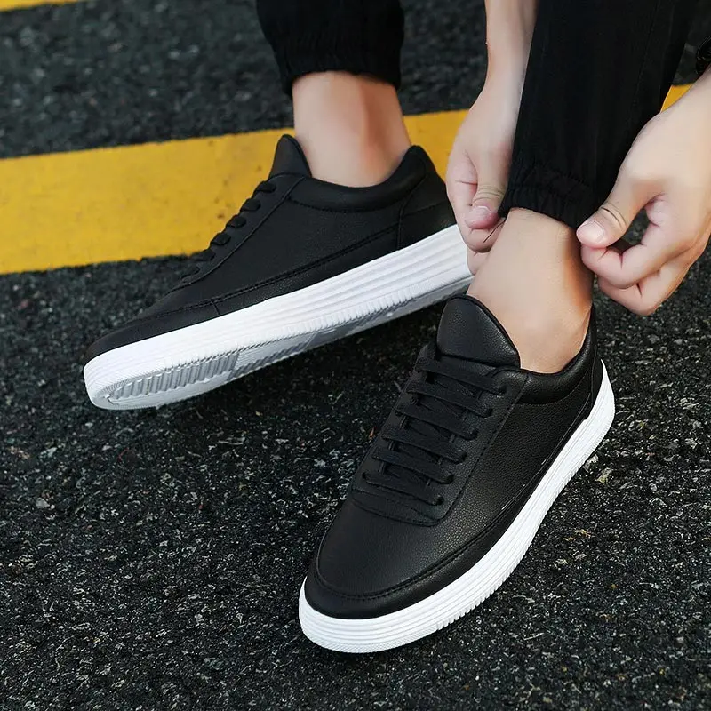 

Мужские спортивные кроссовки из ПУ кожи, черные