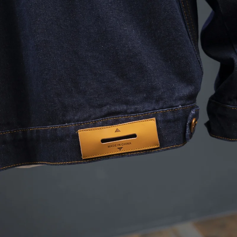 Мужское джинсовое пальто контрастного цвета с вышивкой 2024 рабочая одежда в