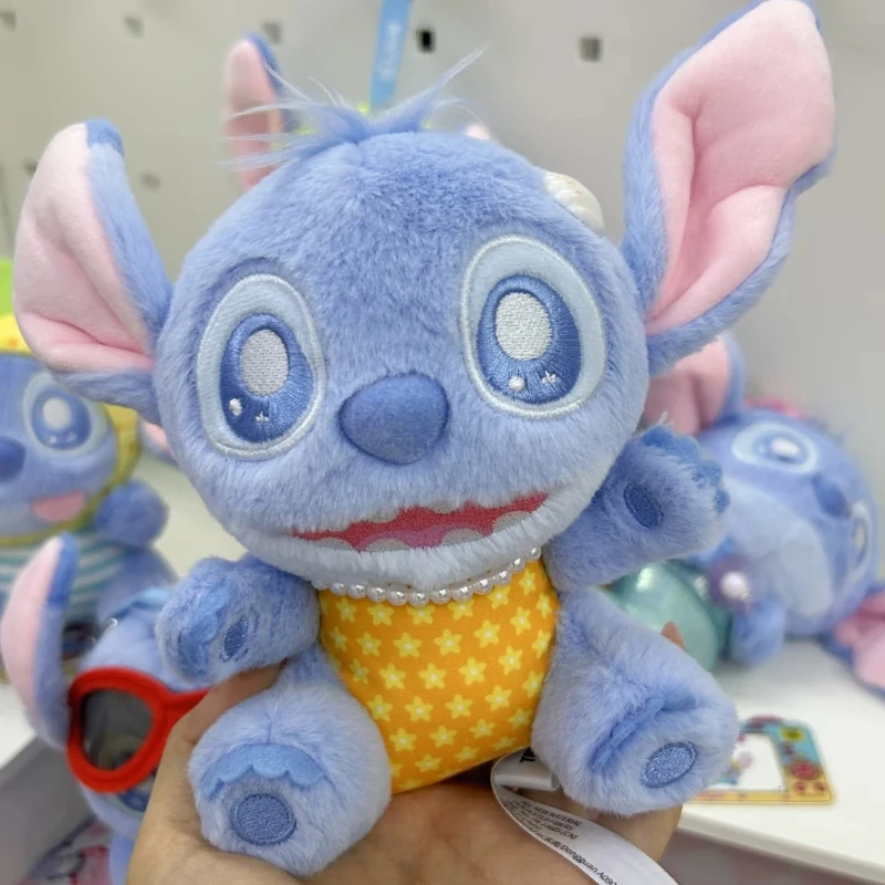 Фото TOPTOY Stitch: Оригинальная коллекционная фигурка-сюрприз из серии «Летний пляж» – милый подвесной кулон, идеальный подарок для фанатов аниме и коллекционеров. №5