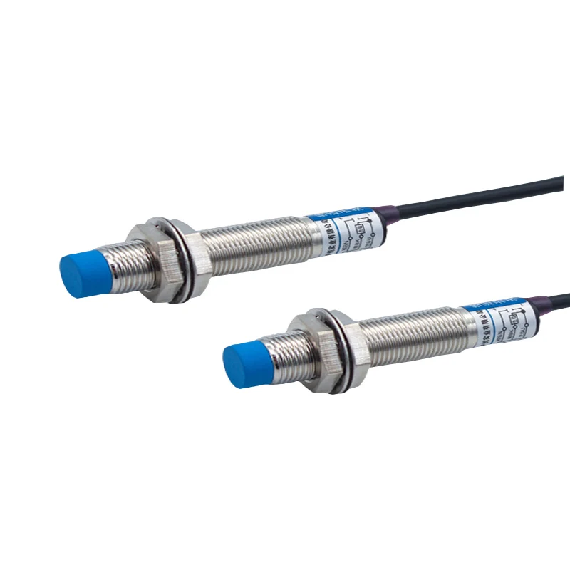 Металлоиндукционный датчик приближения NPN PNP с двумя или тремя четырьмя