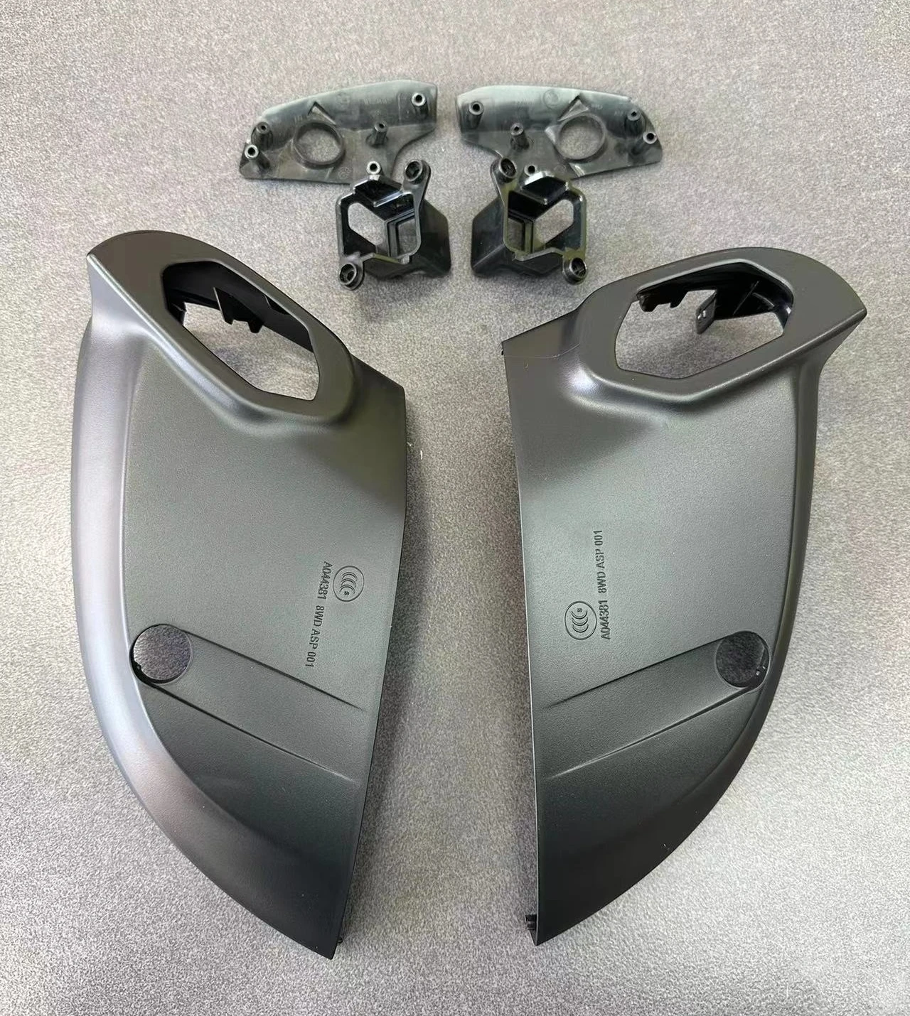 

Нижний корпус для зеркала заднего вида Audi A4 A5 S4 S5 B9 с отверстием для панорамной камеры