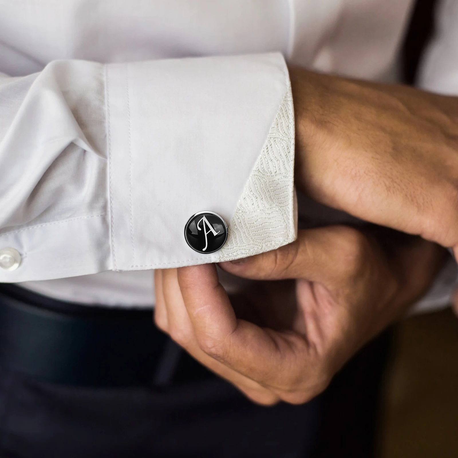 

Hot A-Z Single Alphabet Cufflinks Silver Color Letter Cuff Button For Male Gentleman Shirt Wedding Cuff Links Gifts Wholesale