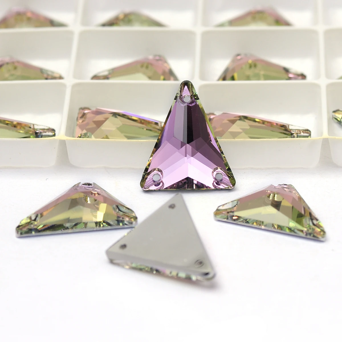 Фото Стразы Vitrail Light Light Purple Teardrop, Rivoli, Cosmic, Xirius для пришивания, декоративные стеклянные камни для одежды и рукоделия №4