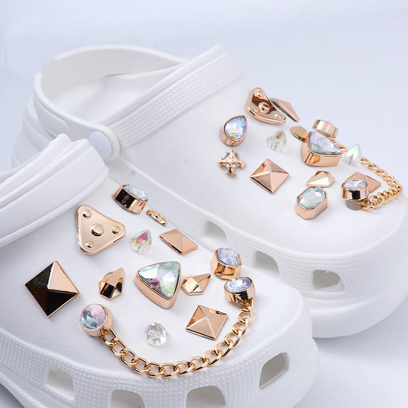

1 Set Vintage Croc Charms Designer Golden Chain Bling Rhinestone for Crocs Shoe Luxury JIBZ Fashion Accessories Girl Gift 2022