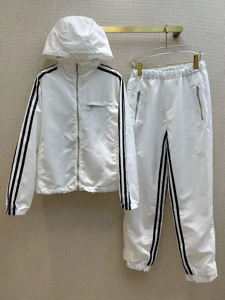 

Женский спортивный костюм с длинным рукавом, повседневный свободный комплект из двух предметов с капюшоном и боковой полосой, лето-осень 2022