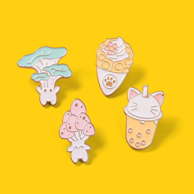 

Little Mushrooms Lapel Pins Cute Women's Brooch Plants Enamel Pin Coriolis Badges Christmas New Year Gift Friends Jewelry