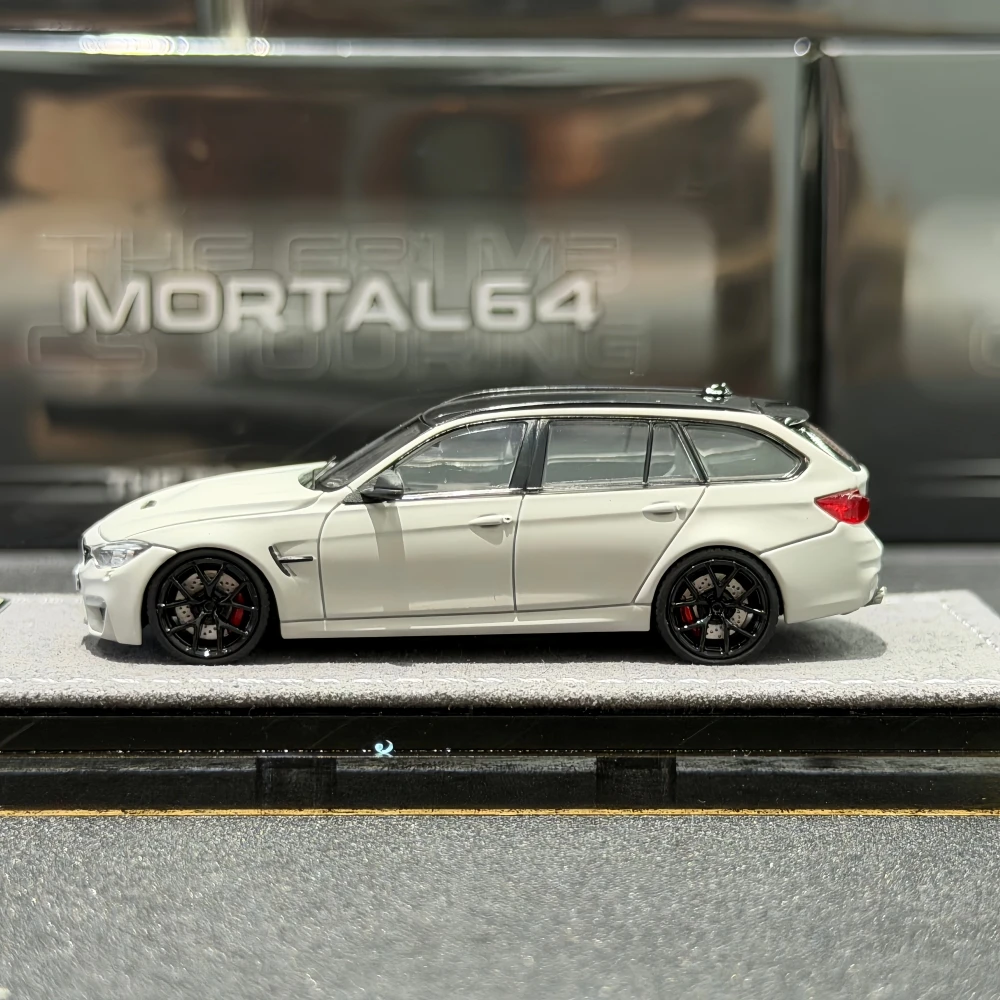 Фото Модель автомобиля Mortal 1:64 THE F81 M3 CS TOURING HEC из литого металла №3