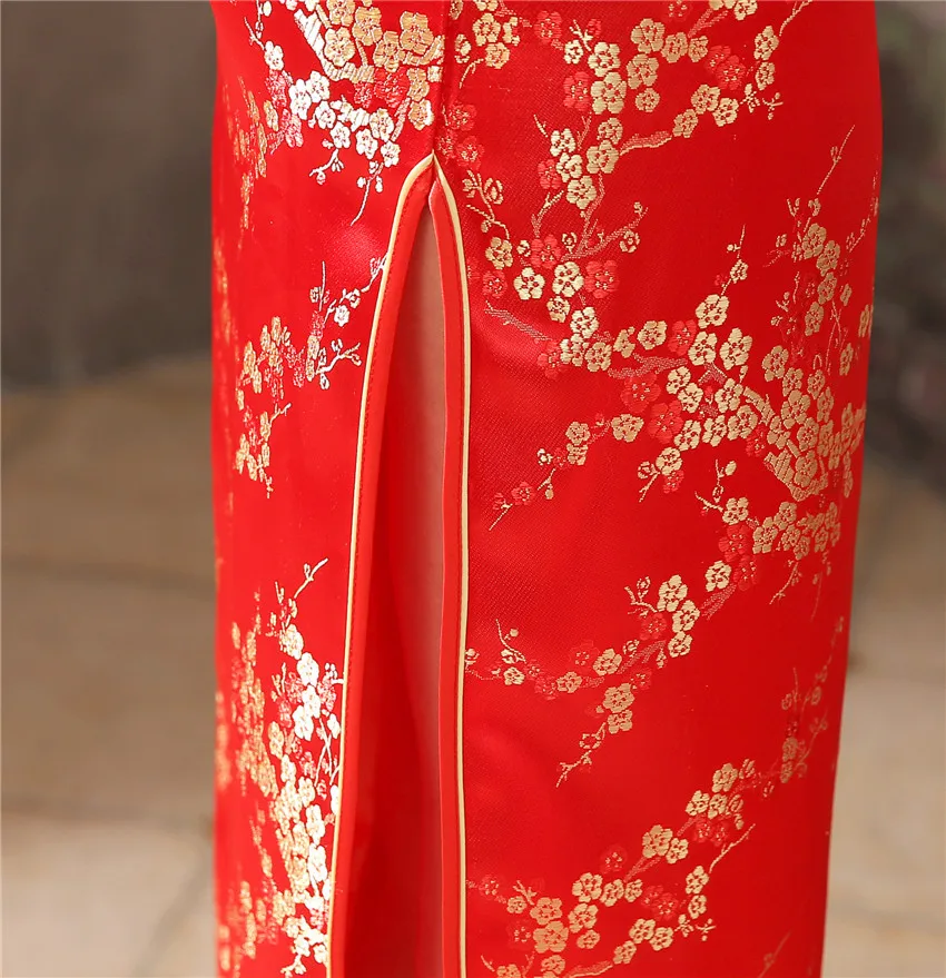 Ретро Китайская традиционная розовая Ципао Длинная атласная фотоблестящая