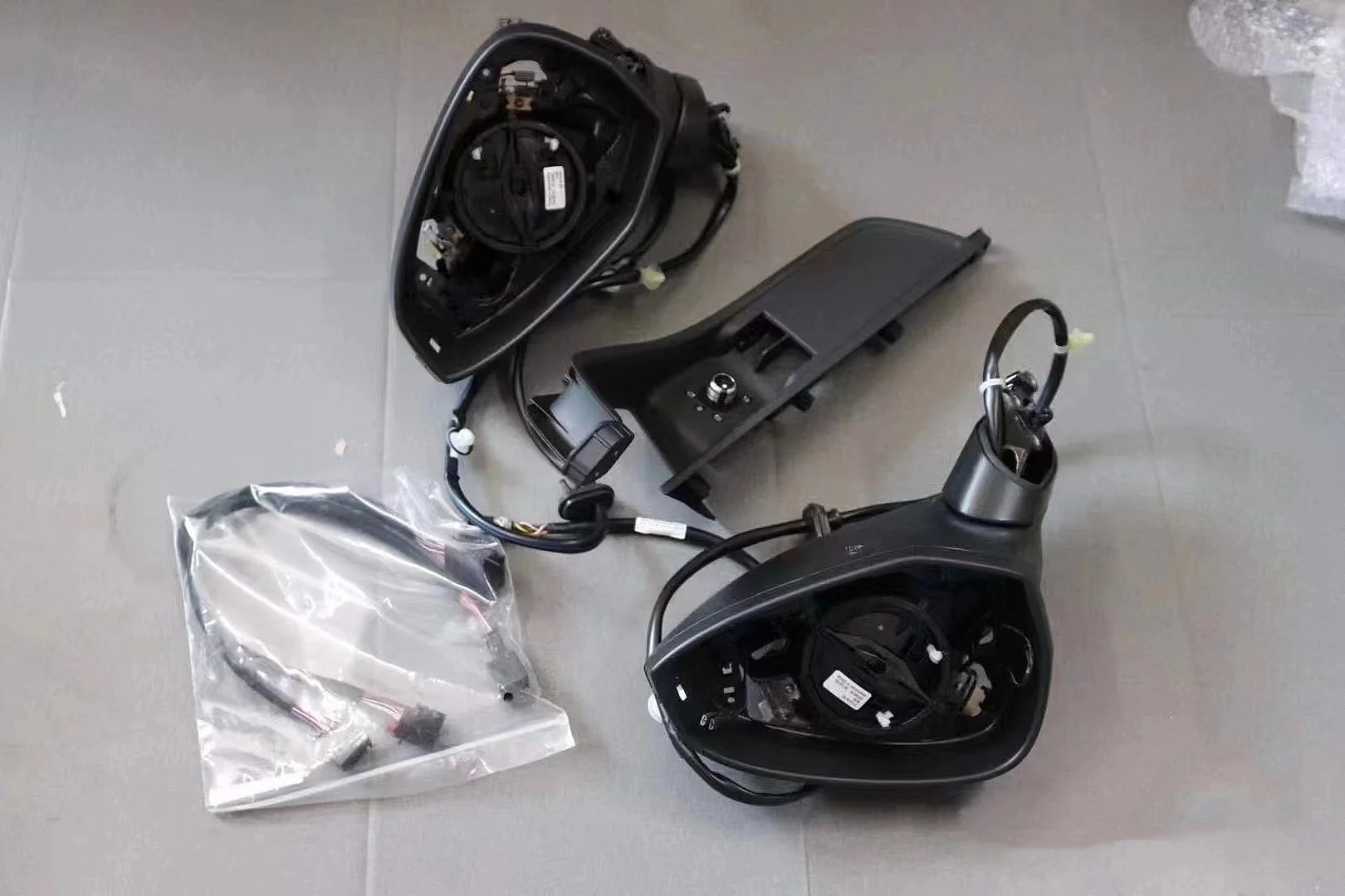 

Для Audi A4 B9 A5 B9 2017 --- электрическое складное зеркало заднего вида