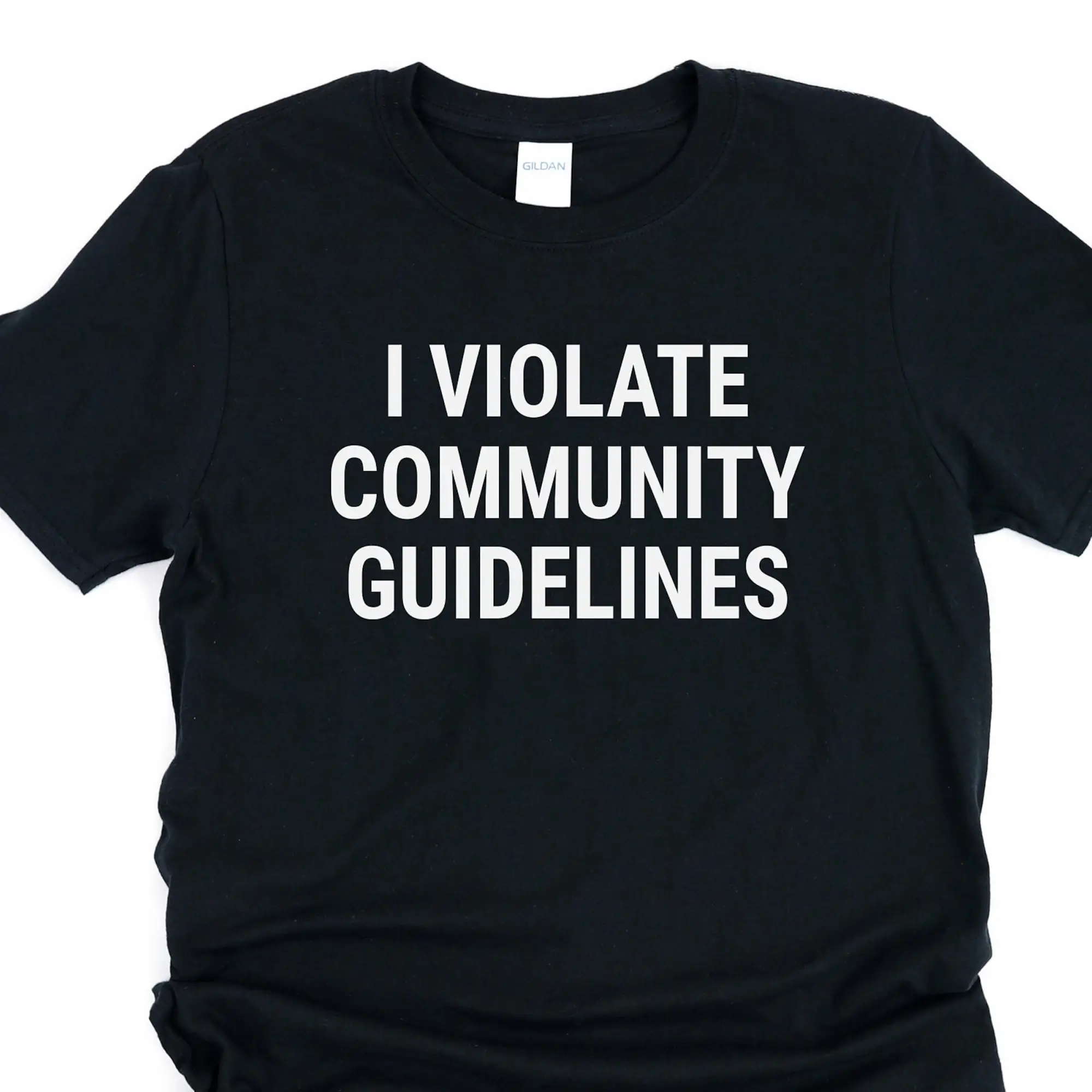 Я нарушаю руководство сообществу крупная рубашка белое заявление