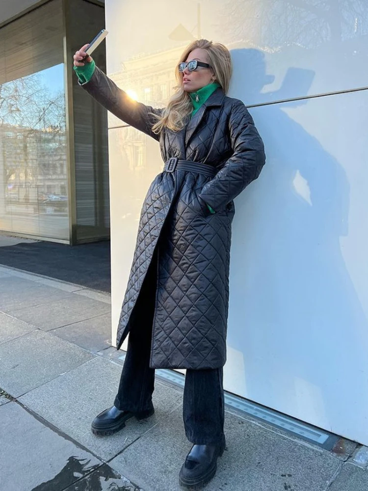 Winter Casual White Argyle Long Parkas with Belt Women 2022 Fashion Turn-down Collar Cotton Padded Quilted Jacket Streetwear
