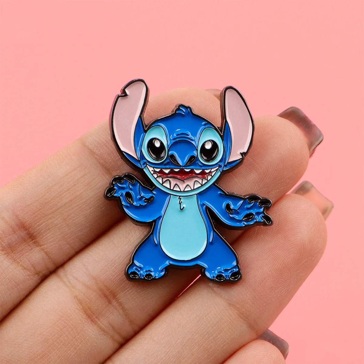 Эмалированная брошь MINISO