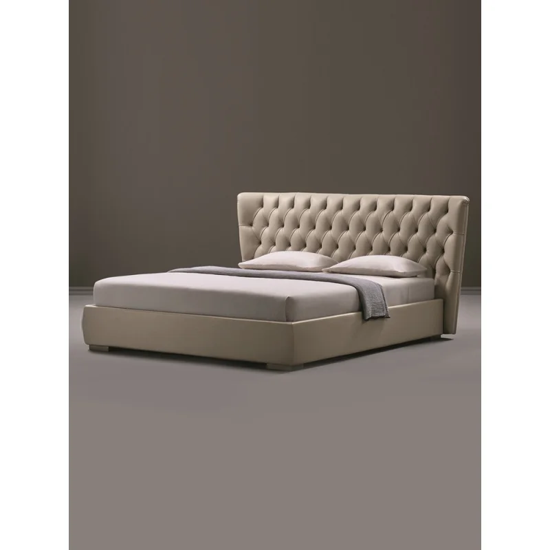 

Italian minimalist light luxury bed Nordic modern small family villa family master bedroom 1.8m big bed