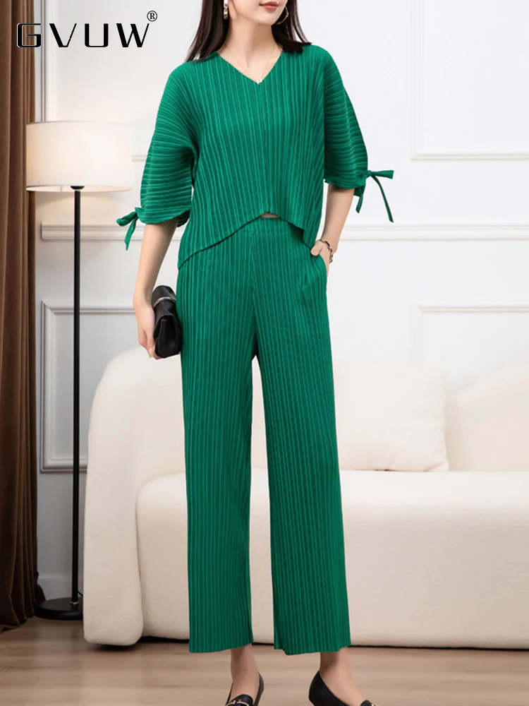 

GVUW 2023 Early Autumn Women's Fashion Two Piece Set Pleated V-neck Irregular Top + Wide Leg Straight Pants Female Solid 17G2016