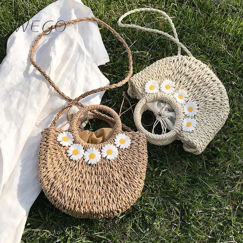 

Bohemian Straw Single Shoulder Bag Flower Summer Fashion Flower Female Beach Simple Boho Messenger Bags
