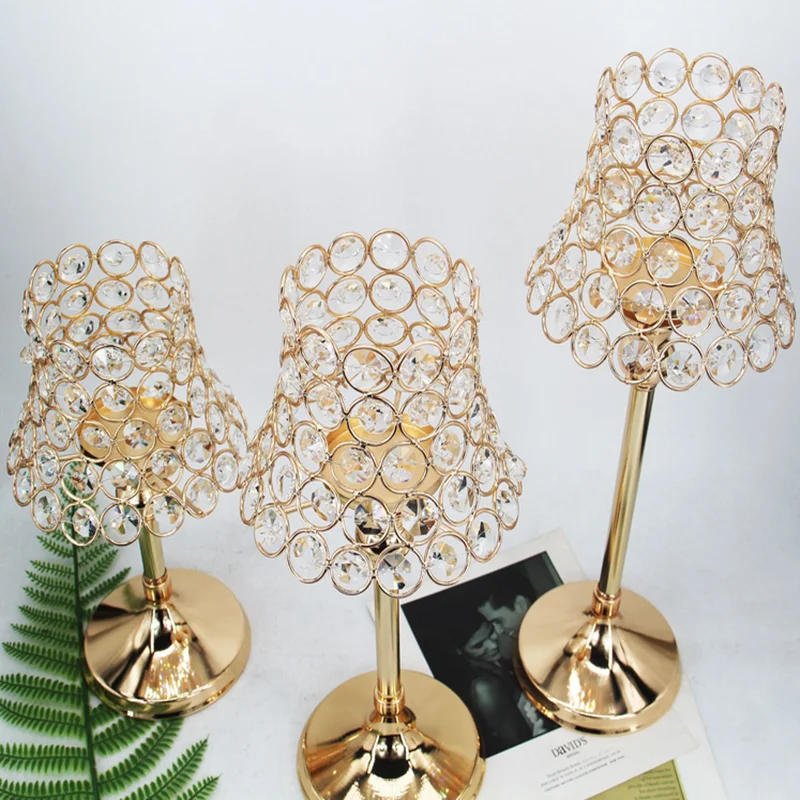 

Gold Pillar Desk Lamp Crystal Votive Candle Holder Centerpieces for Wedding Decoration Candle Lantern