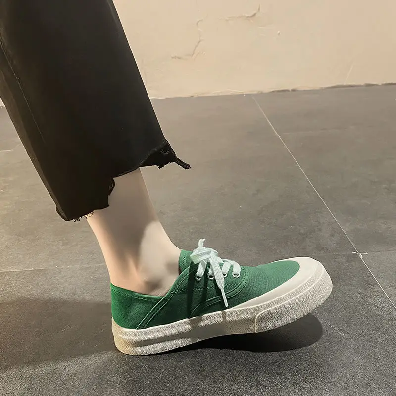 2023 Woman Vulcanized Sports Shoes Women's Spring Summer Canvas Shoes Women Low Top Sneakers Wide Toe Lace Up Trainers Shoes