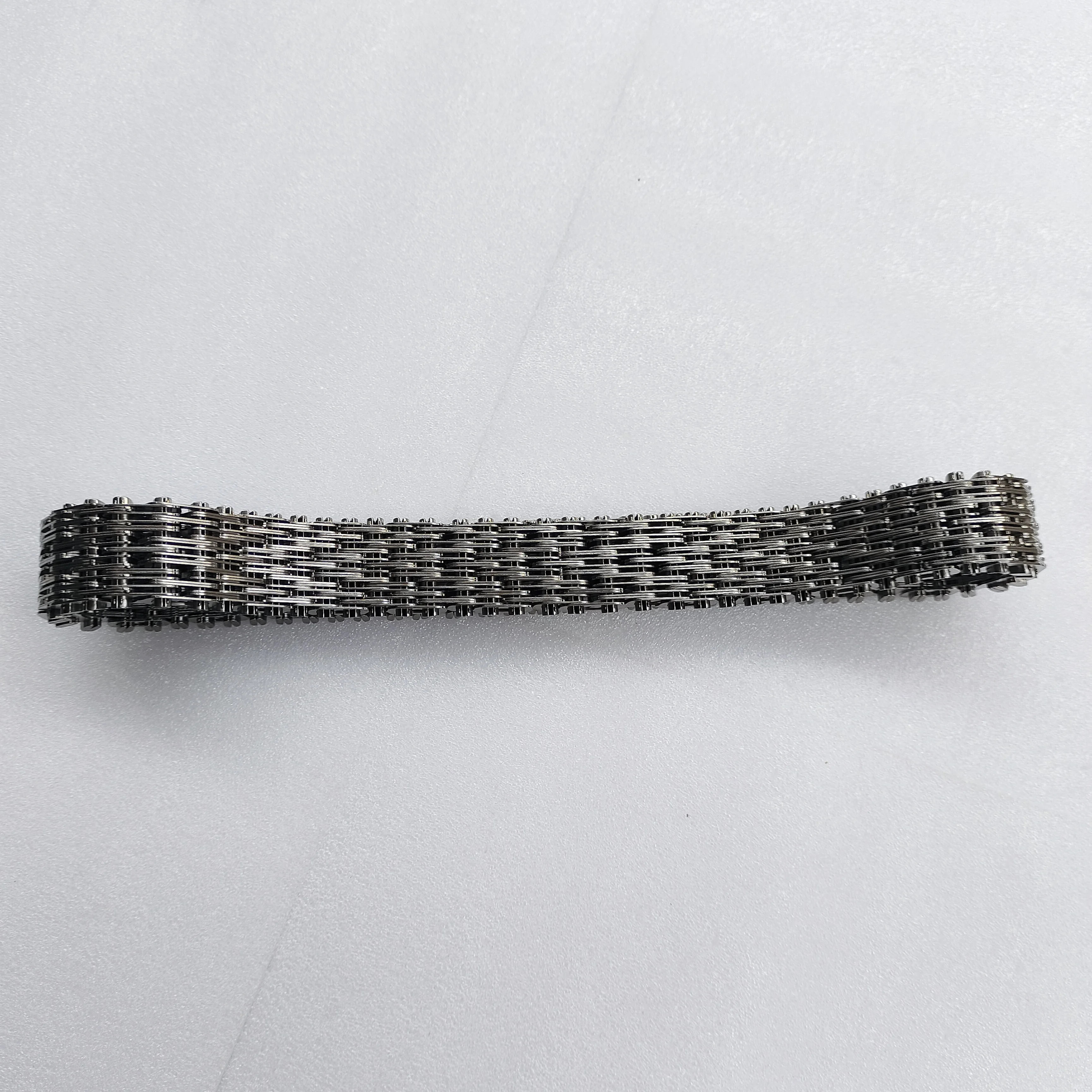 Фото Цепь приводная для АКПП CVT 01J 01T (67521852, 7122082100) для AUDI A4, A6L, A8L. Инструменты и автоаксессуары. №5