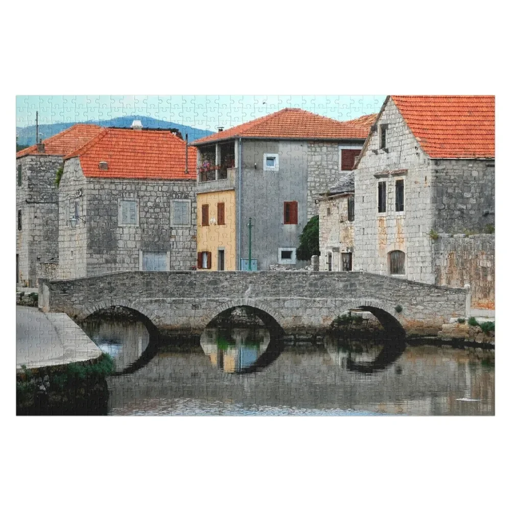 Vrboska на острове Квар Хорватия: головоломка с мостом через канал Индивидуальные