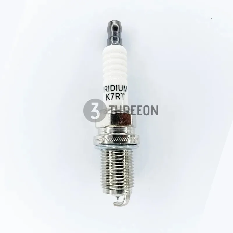 Фото Иридиевая свеча зажигания THREEON TOSP3001 для FORD GALAXY I 2.3, SCORPIO 2.0, 2.3i, TRANSIT 2.3, TERRITORY, FAIRLANE, FALCON 4.0, 1023706 №2